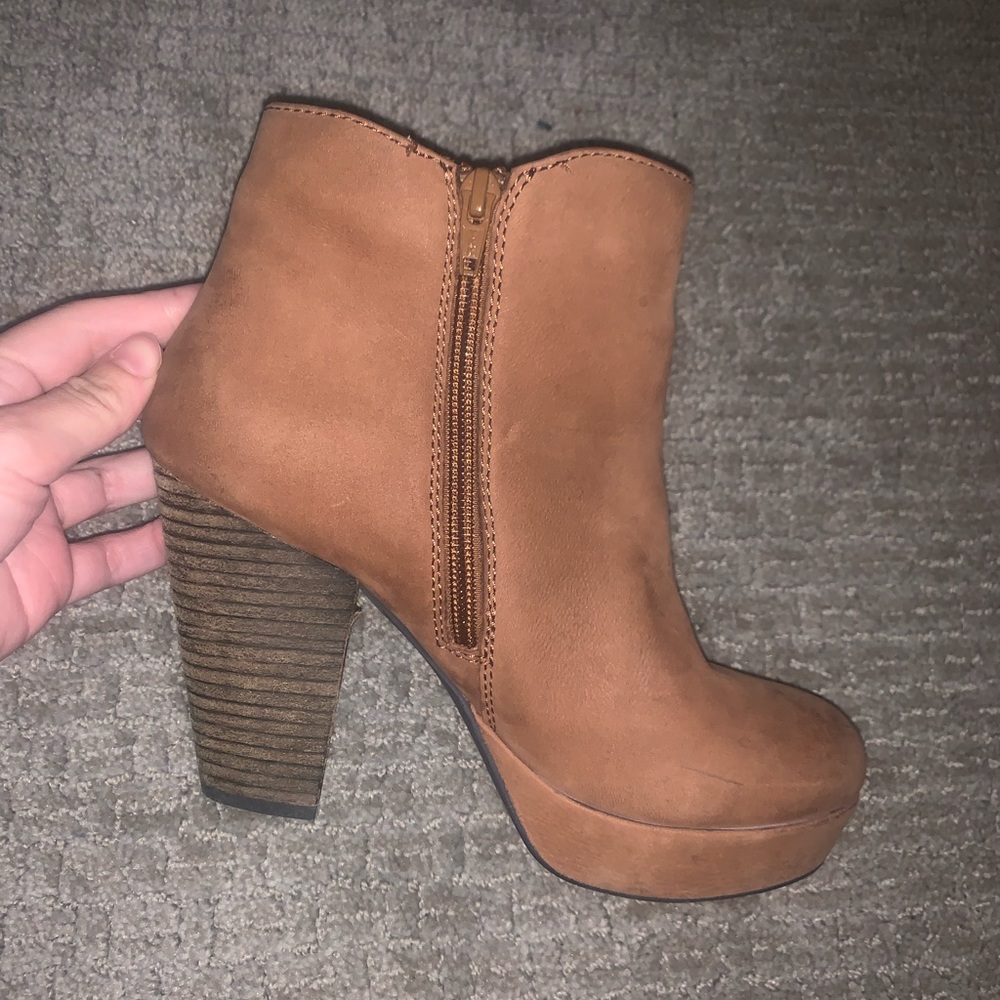 Steve Madden booties - Picture 2 of 2
